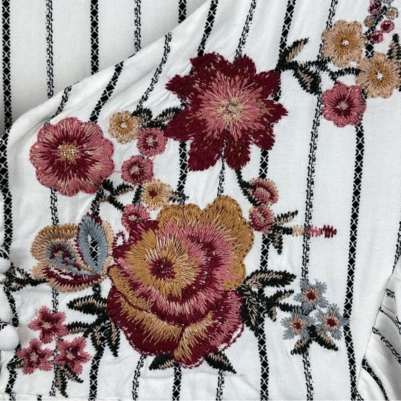 Savanna Jane Embroidered Floral Tunic Sz Medium Peasant Boho Beachy Vacation - Picture 5 of 16